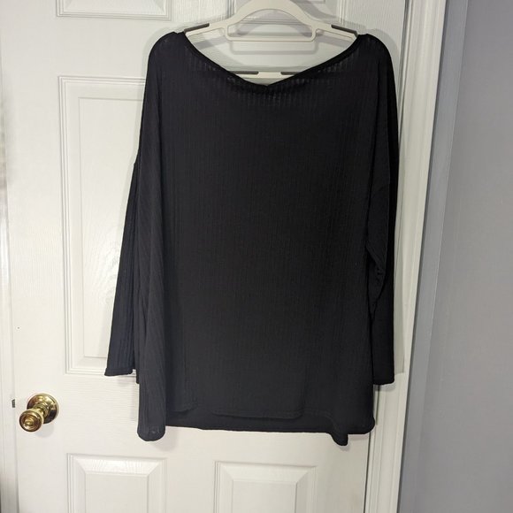 Boohoo Off the Shoulder Knitted Sweater (Jumper) - Picture 3 of 13